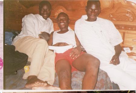 c'est moi avec mes frère 